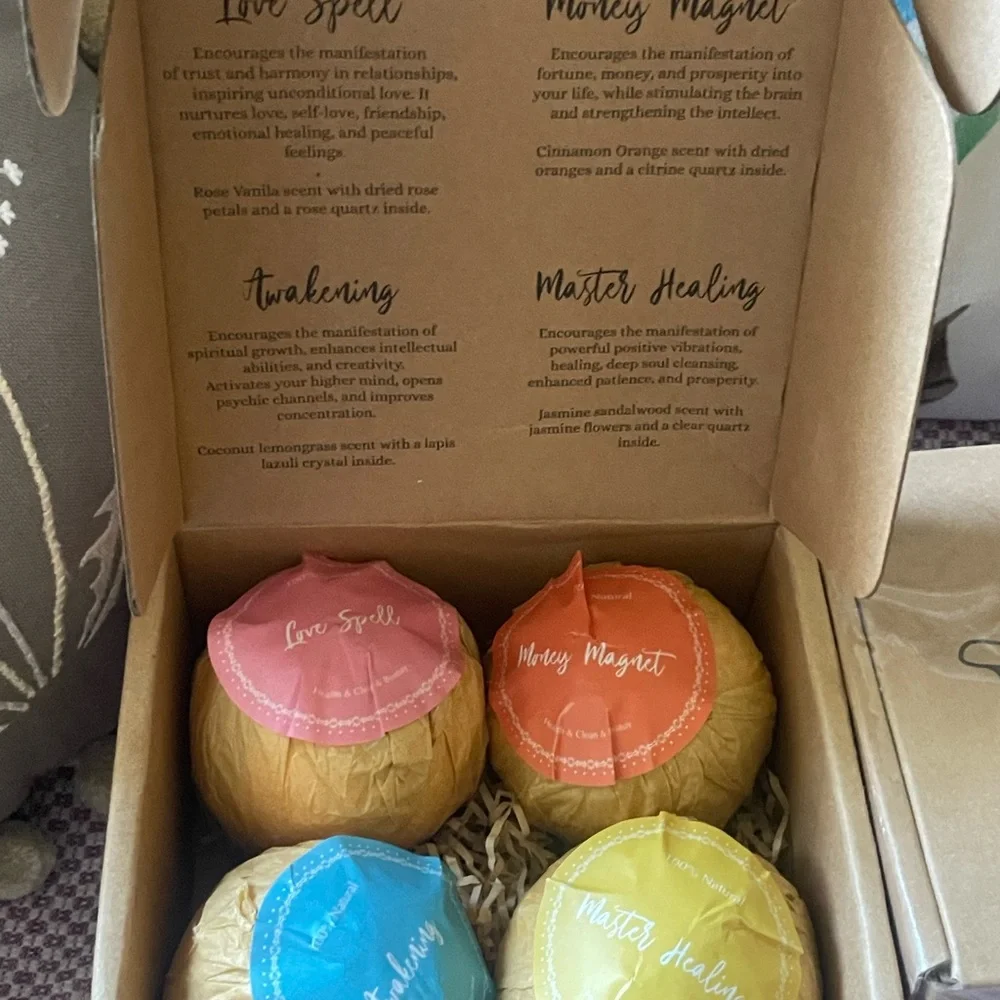 Manifest large bath bomb gift set x2 - Picture 2 of 4